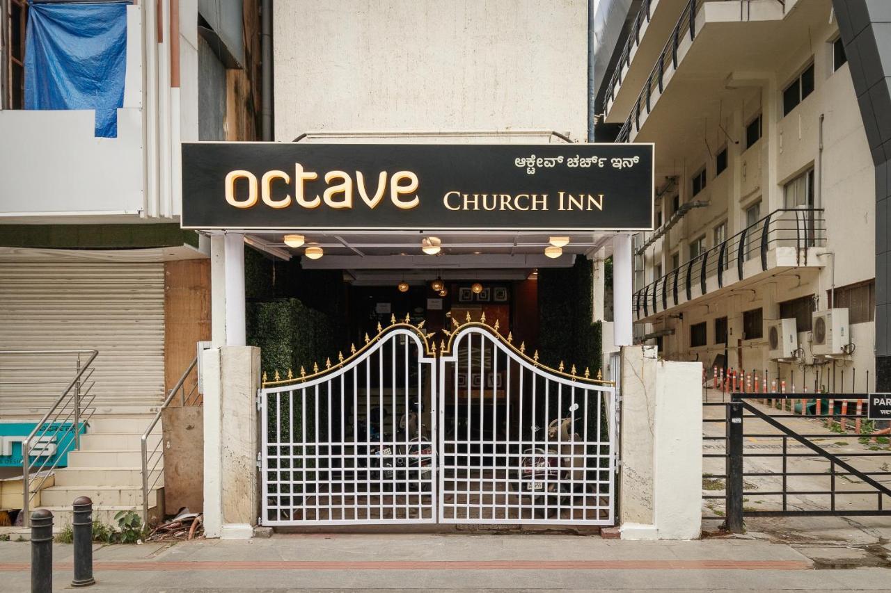 Octave Church Inn Bangalore Exteriör bild